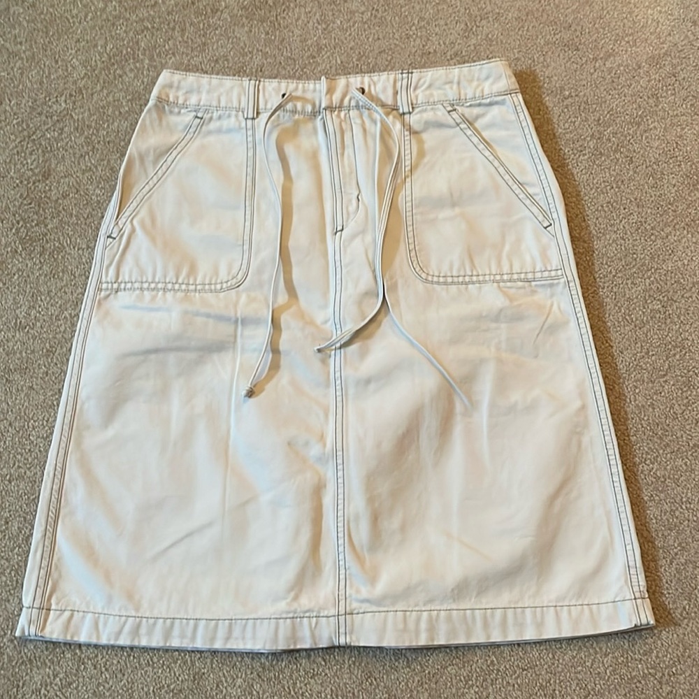 Women’s Knee-Length Skirt with Ties